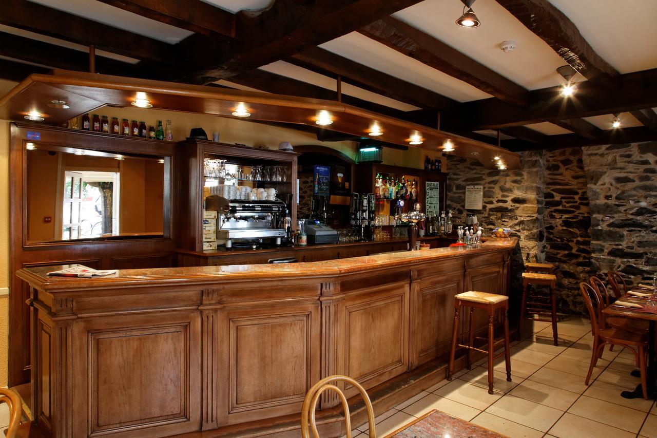 Hotel-Restaurant De La Paix Saint-Palais  Kültér fotó